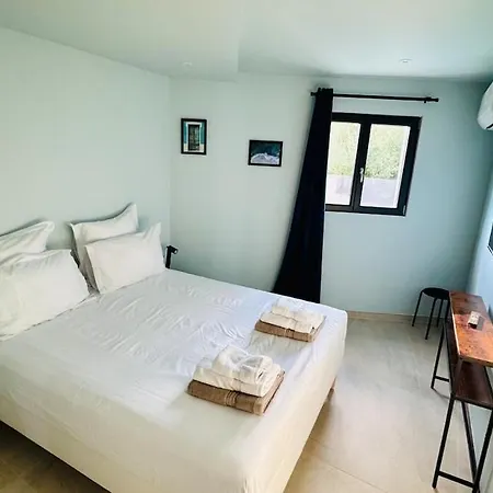 6 Pers - Grande Terrasse & Piscine Privee