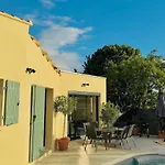 Le Cocon Gardois, Terrasse & Piscine - Pont Du Gard بيت للعطل
