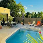 Le Cocon Gardois, Terrasse & Piscine - Pont Du Gard