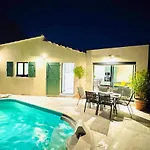 بيت للعطل Le Cocon Gardois, Terrasse & Piscine - Pont Du Gard Saint-Maximin (Gard)