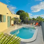 Le Cocon Gardois, Terrasse & Piscine - Pont Du Gard Saint-Maximin (Gard)