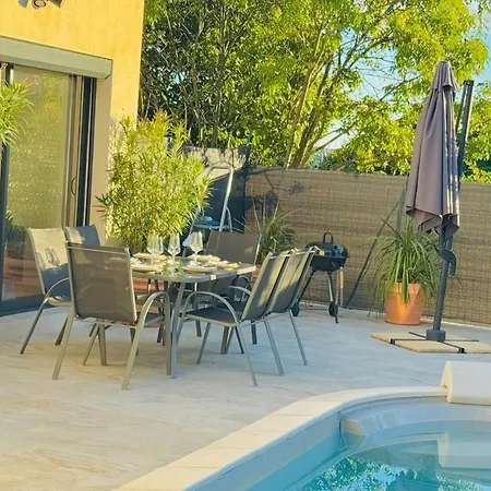 6 Pers - Grande Terrasse & Piscine Privee * Saint-Maximin