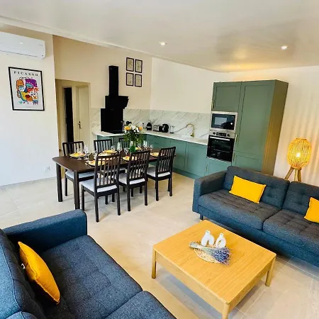 6 Pers - Grande Terrasse & Piscine Privee Saint-Maximin (Gard)