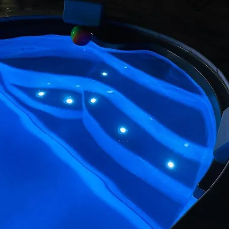 6 Pers - Grande Terrasse & Piscine Privee Holiday home