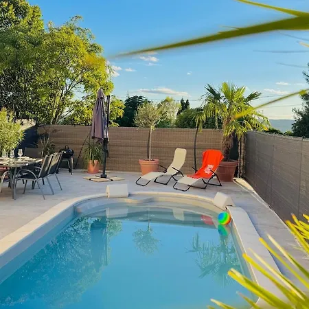 6 Pers - Grande Terrasse & Piscine Privee Holiday home Saint-Maximin (Gard)