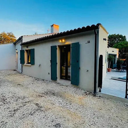 Le Cocon Gardois, Terrasse & Piscine - Pont Du Gard *